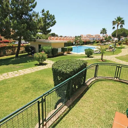 Apartment Amazing In Las Mimosas De Cabopin With 2 Bedrooms, Wifi And Outdoor Swimming Pool Marbella